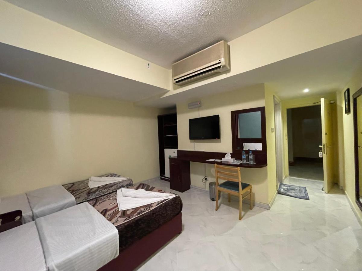 Mount Sina Hotel By Aura Dubai Exterior photo